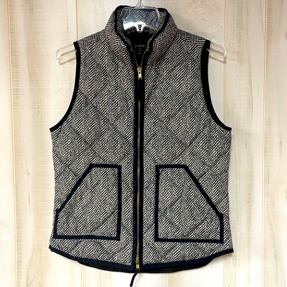 J. Crew Jackets & Blazers - J Crew Black Cream Herringbone Down Puffer Vest Black Trim Sz XS